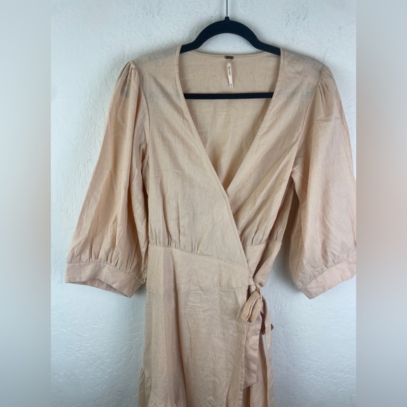 Free People Summer Don’t Mind If I Do MIDI Dress, size Medium Peach Color - Picture 5 of 7